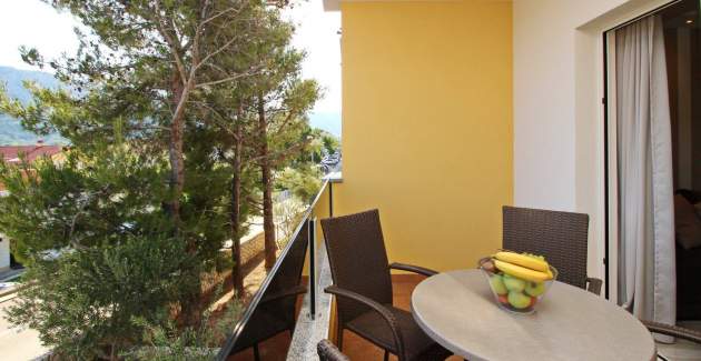 Charming Apartment Sunshine No.4 - with balcony, 300 m from the Beach