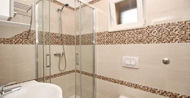 Charming Apartment Sunshine No.4 - with balcony, 300 m from the Beach