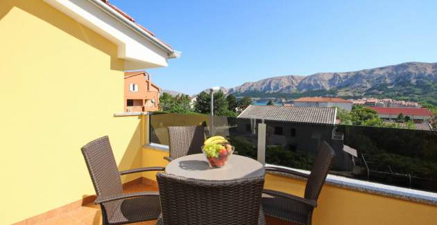 Šarmantan apartman Sunshine br.5 – s balkonom, 300 m od plaže