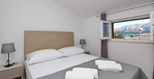 Šarmantan apartman Sunshine br.5 – s balkonom, 300 m od plaže