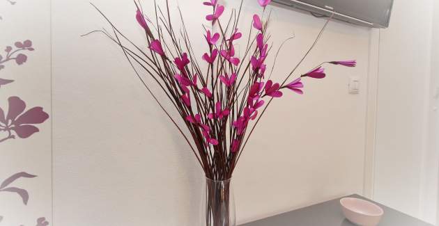 Šarmantan Apartman Sunshine br.6 - sa Balkonom, 300 m od Plaže