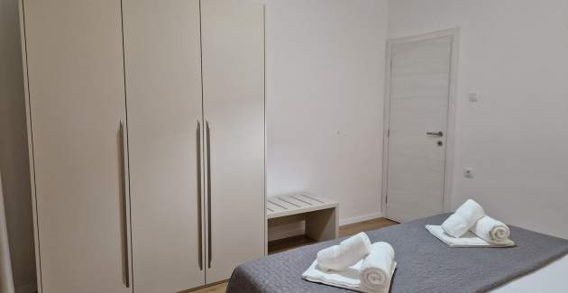 Šarmantan Apartman Sunshine DR - sa Balkonom, 300 m od Plaže