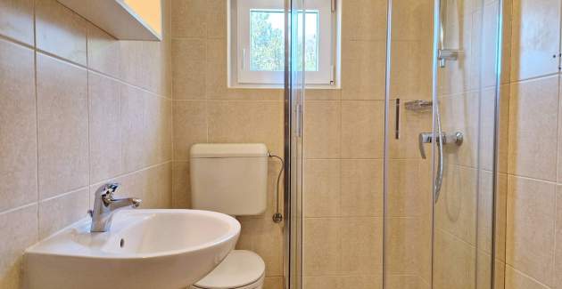 Apartment Vavrickova - with Balcony, 400m from the Beach