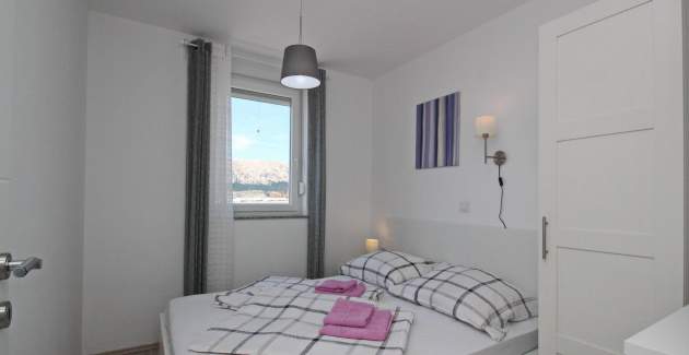 Apartman Lavanda br. 2 – uz more, s pogledom na more