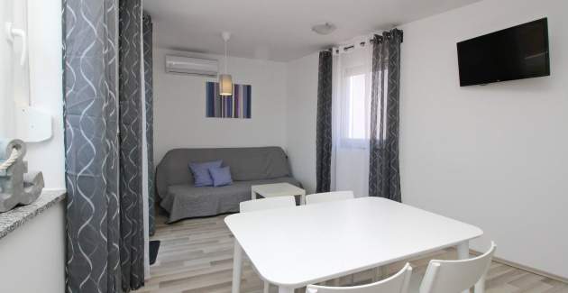 Apartman Lavanda br. 4 – uz more, s pogledom na more