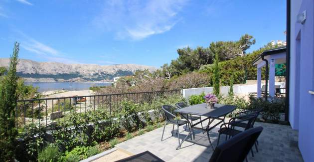 Apartman Lavanda br. 4 – uz more, s pogledom na more