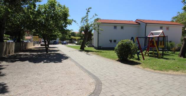 Apartmanski kompleks Villas Corinthia 3 - Vrhunska lokacija, 100m od plaže, okružen zelenilom