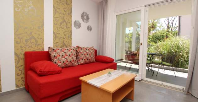 Apartmanski kompleks Villas Corinthia 10 - Vrhunska lokacija, 100m od plaže, okruženo zelenilom