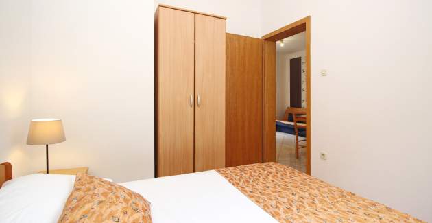 Apartment Limun 1 - with Terrace, 350m from the Beach 