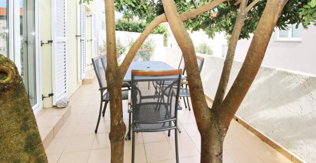 Apartment Limun 1 - with Terrace, 350m from the Beach 