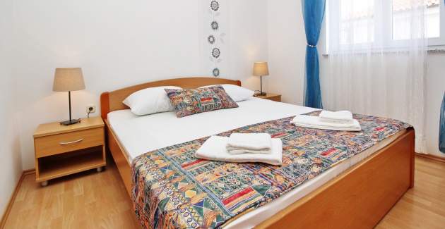 Apartment Limun 2 - with Balcony, 350m from the Beach