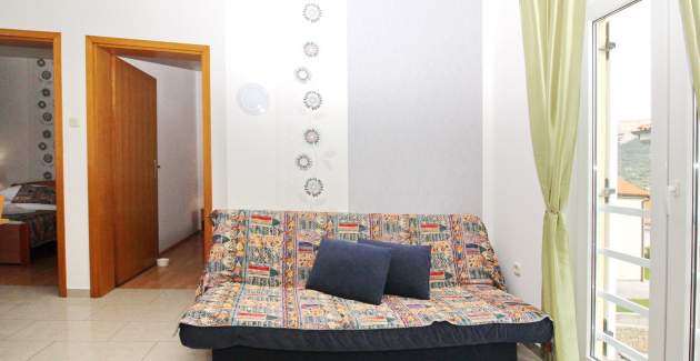 Apartment Limun 2 - with Balcony, 350m from the Beach