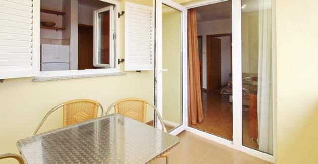 Apartment Limun 3 - with Balcony, 350m from the Beach