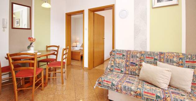 Apartment Limun 3 - with Balcony, 350m from the Beach