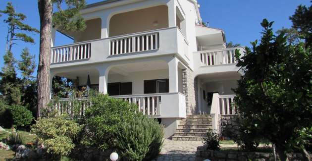 Apartments Zeljka – 15 m from Sea, Sea View