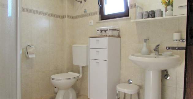 Apartments Zeljka – 15 m from Sea, Sea View