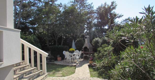 Apartments Zeljka – 15 m from Sea, Sea View