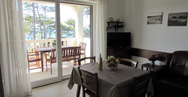 Apartments Zeljka – 15 m from Sea, Sea View