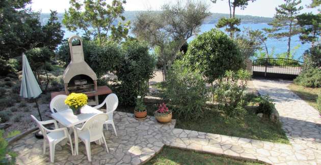 Apartments Zeljka – 15 m from Sea, Sea View