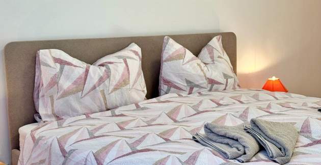 Apartment Pavle 2 – Pet-Friendly, Sea View