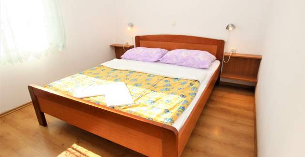 Apartment Lucijana No.4 - with Balcony, 150 m from the Beach