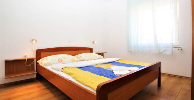 Apartment Lucijana No.5 - with Balcony, 150 m from the Beach