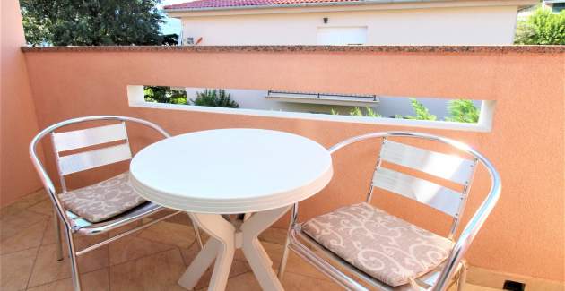 Apartment Lucijana No.6 - with Balcony, 150 m from the Beach