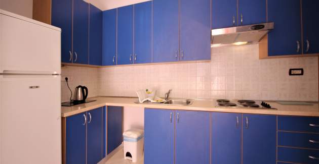 Apartment Lucijana Nr. 9 – mit Balkon, 150 m vom Strand entfernt