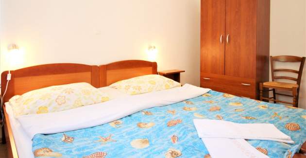 Apartment Lucijana Nr. 9 – mit Balkon, 150 m vom Strand entfernt