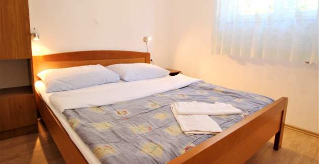 Apartment Lucijana Nr. 9 – mit Balkon, 150 m vom Strand entfernt