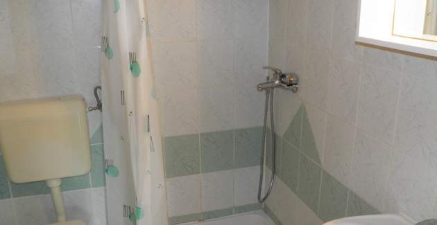 Klasični apartman Miljenka br. 5 - s balkonom i parkingom