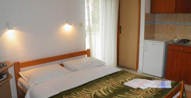 Studio Apartment Miljenka No.6 - with Balcony and Parking