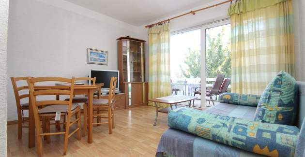 Apartment Mul No.7 Bs - with Balcony and Parking