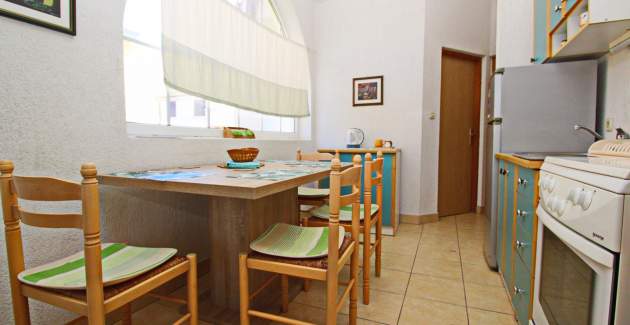Apartman Mul br. 8 Dr – s balkonom i parkingom