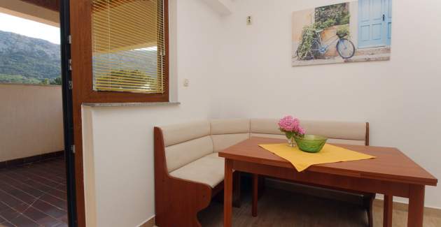 Apartment Petrica No.2 - with Balcony, located in the peaceful village of Jurandvor near Baska
