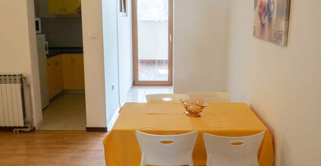 Ferienwohnung Petrica Nr. 3 – mit Balkon – im ruhigen Dorf Jurandvor bei Baška gelegen.