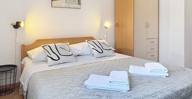 Room Grozdana No.5 - with Parking
