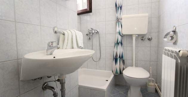 Zimmer Grozdana Nr. 5 - mit Parkplatz