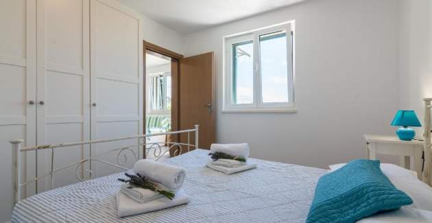 Apartment Garden No.3 - with Pool, for 4-5 Persons