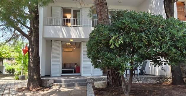 Kuća za odmor Hlad – Blizu centra, s privatnim dvorištem