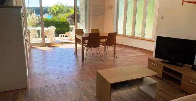 Apartman Sea Side Punat A2 Crv. – 300 m od mora