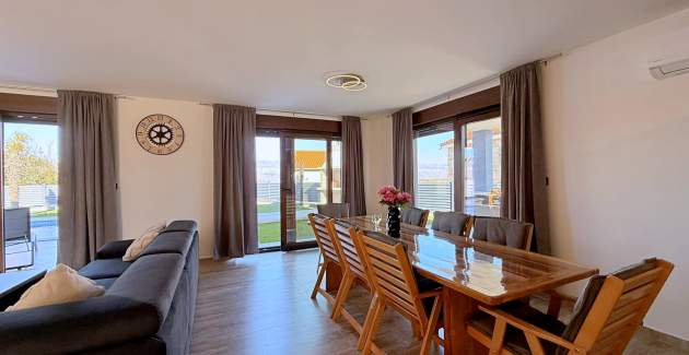 Villa Kockar con piscina