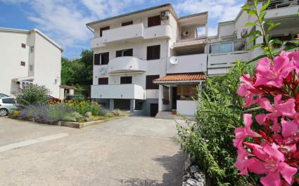 Apartments Karamarko