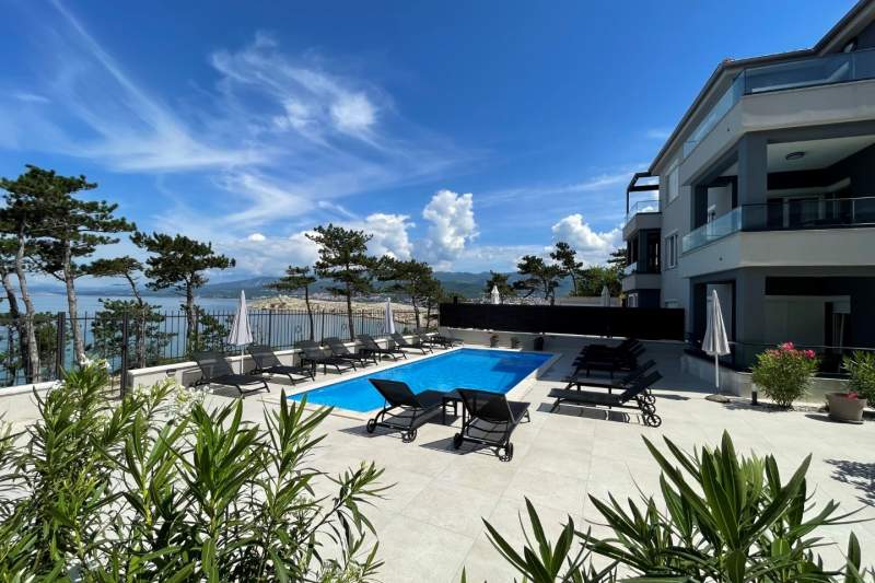 Appartamenti di lusso Punta Silo con piscina